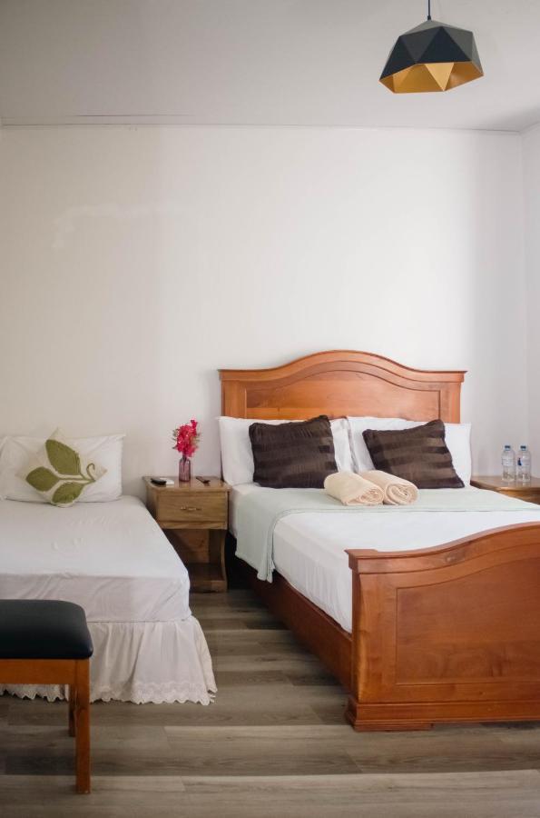 Hotel, Cocoview Валле-де-Ангелес Екстер'єр фото